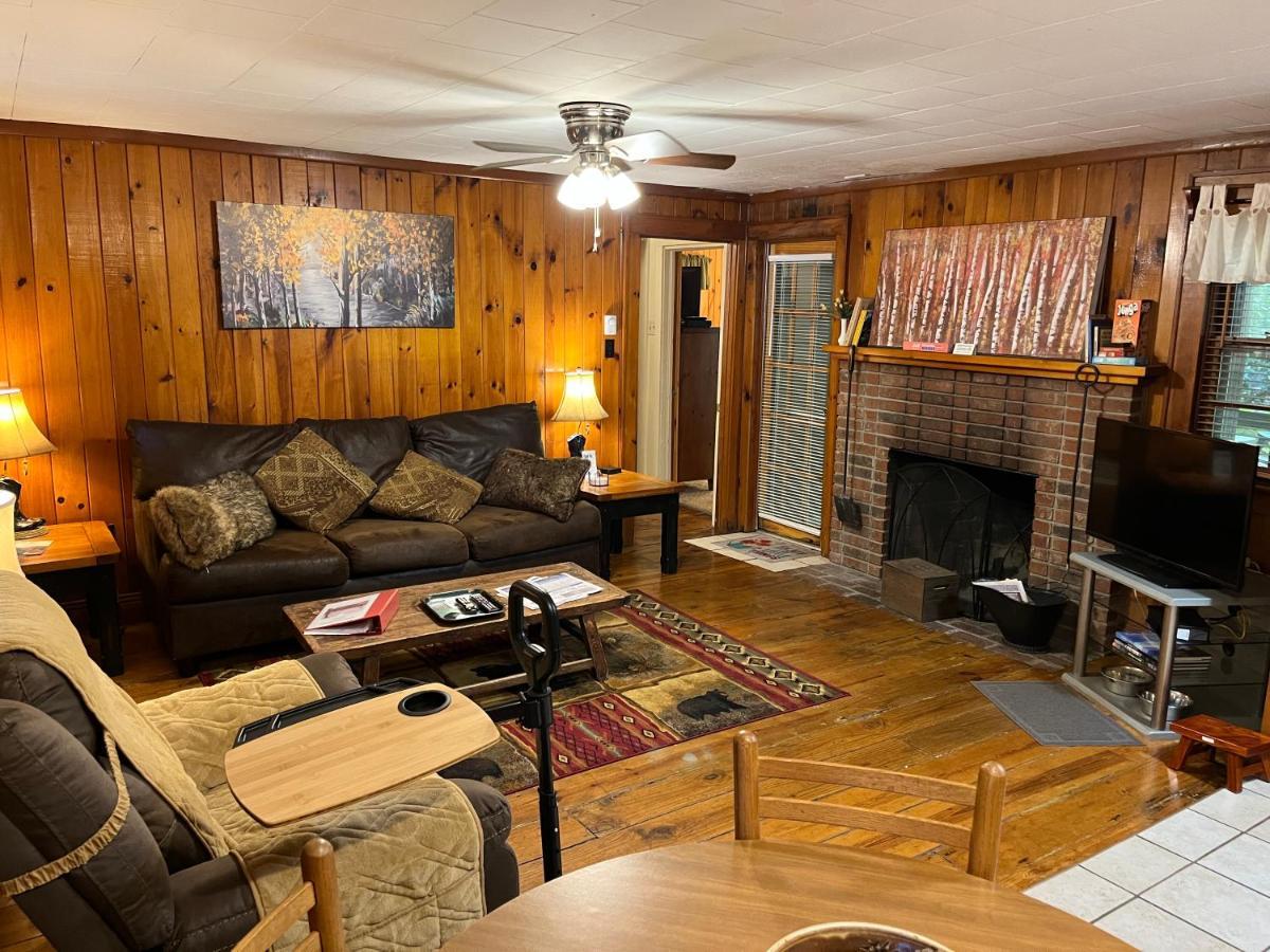 Cozy Cabin Pet Friendly Ada Compatible 매기 벨리 외부 사진